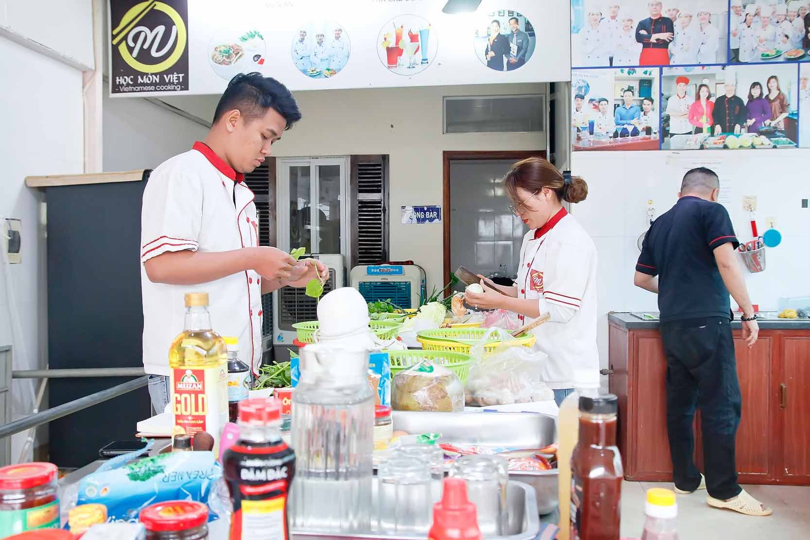 Khóa học lẩu nướng và tư vấn mở quán tại Hà Nội